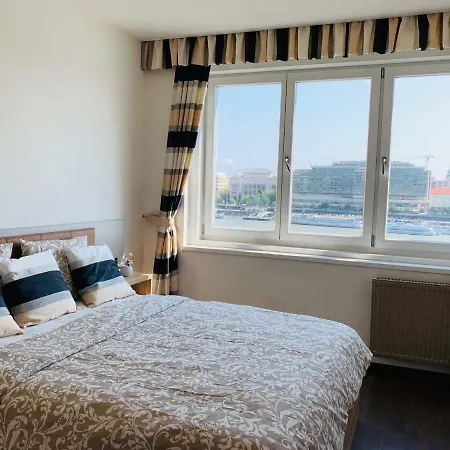 Apartment High-end In The Danube Riverside *